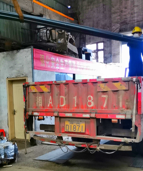 婁底精軋螺紋鋼筋.jpg 婁底精軋螺紋鋼筋.jpg